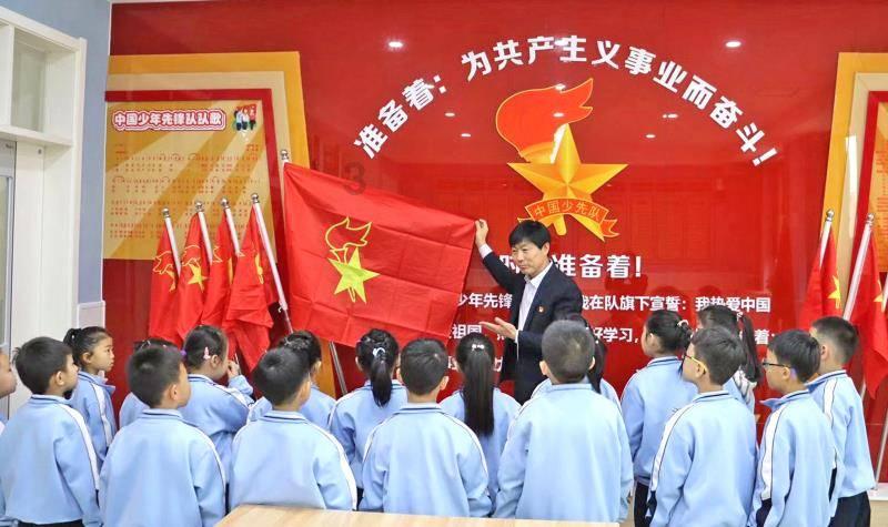 探索冷知识,尽在脾气又臭又硬的人,是怎么回事?难道他自己没感觉吗?平台